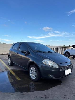 FIAT PUNTO 1.8 HLX 8V FLEX 4P MANUAL FIAT PUNTO 1.8 HLX 8V FLEX 4P MANUAL